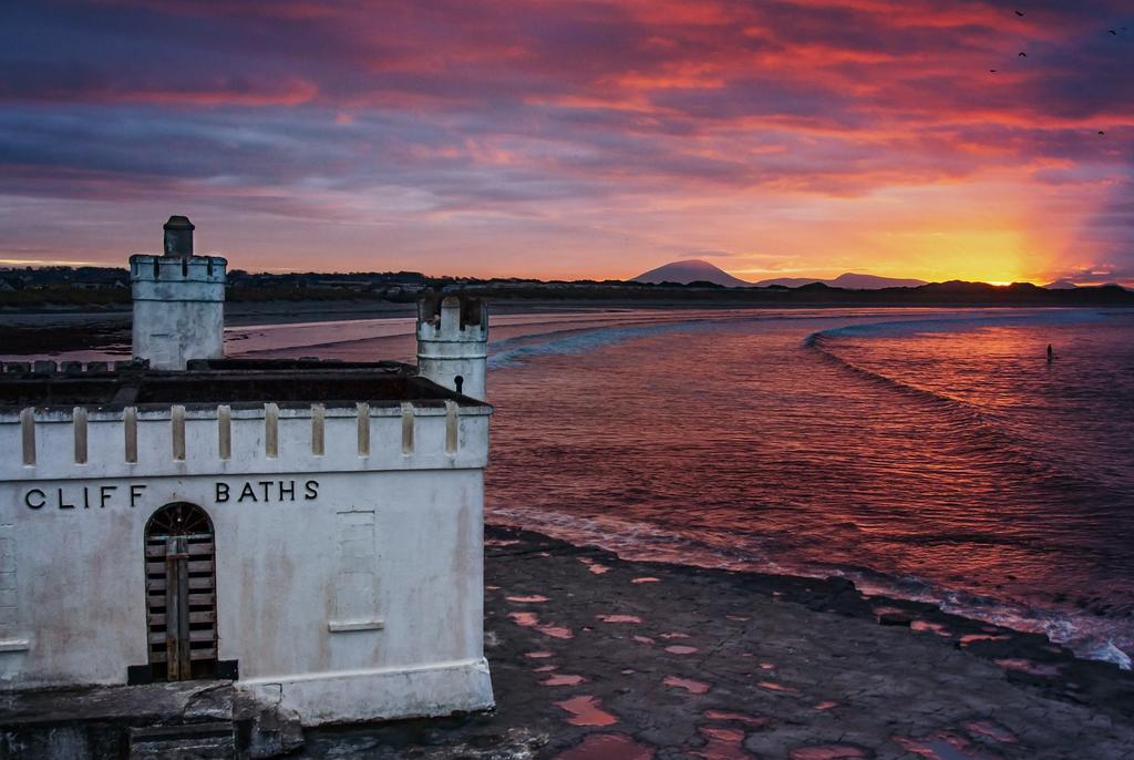 Diamond Coast Hotel Enniscrone Bagian luar foto
